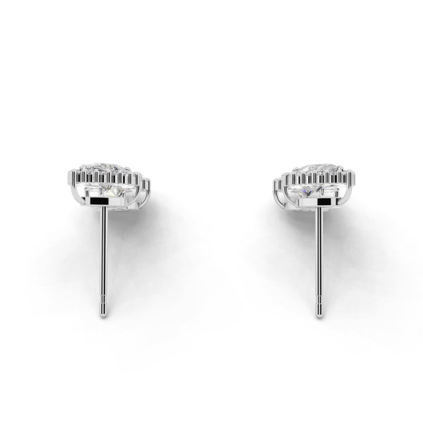 サイドから見たホワイトゴールド・プラチナカラーのヘイローデュオダイヤモンドピアス、シルバー・K10・K18対応 ラボグロウンダイヤモンド使用