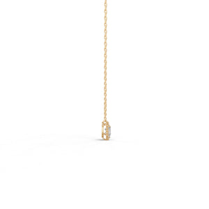 サイドから見たイエローゴールドカラーのヘイローデュオダイヤモンドネックレス、シルバー・K10・K18対応 ラボグロウンダイヤモンド使用