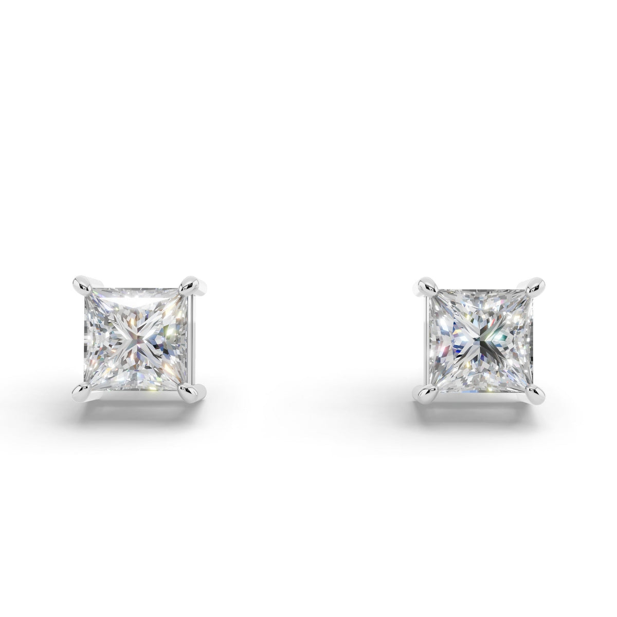 プリンセスカット ソリティア ダイヤモンド ピアス｜0.3ct?1.0ct ラボ 